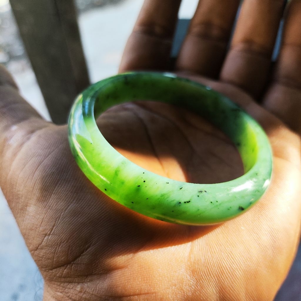 gelang banggle batu giok nephrite jade aceh