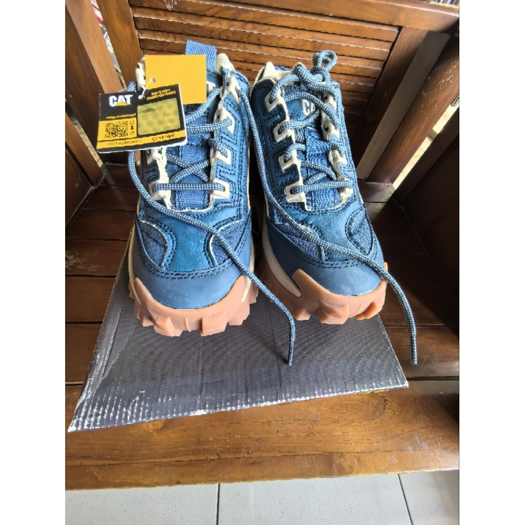 sepatu caterpillar intruder original
