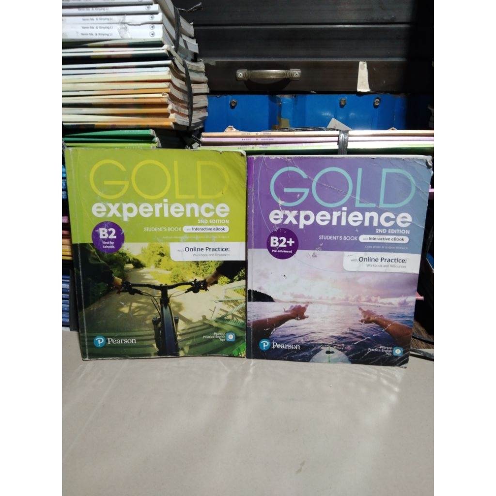 Gold experience B2 Student's book, Gold experience Student's book 2ND edition