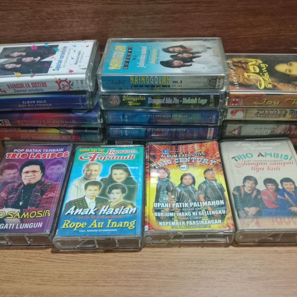 kumpulan Kaset pita lagu daerah Batak
