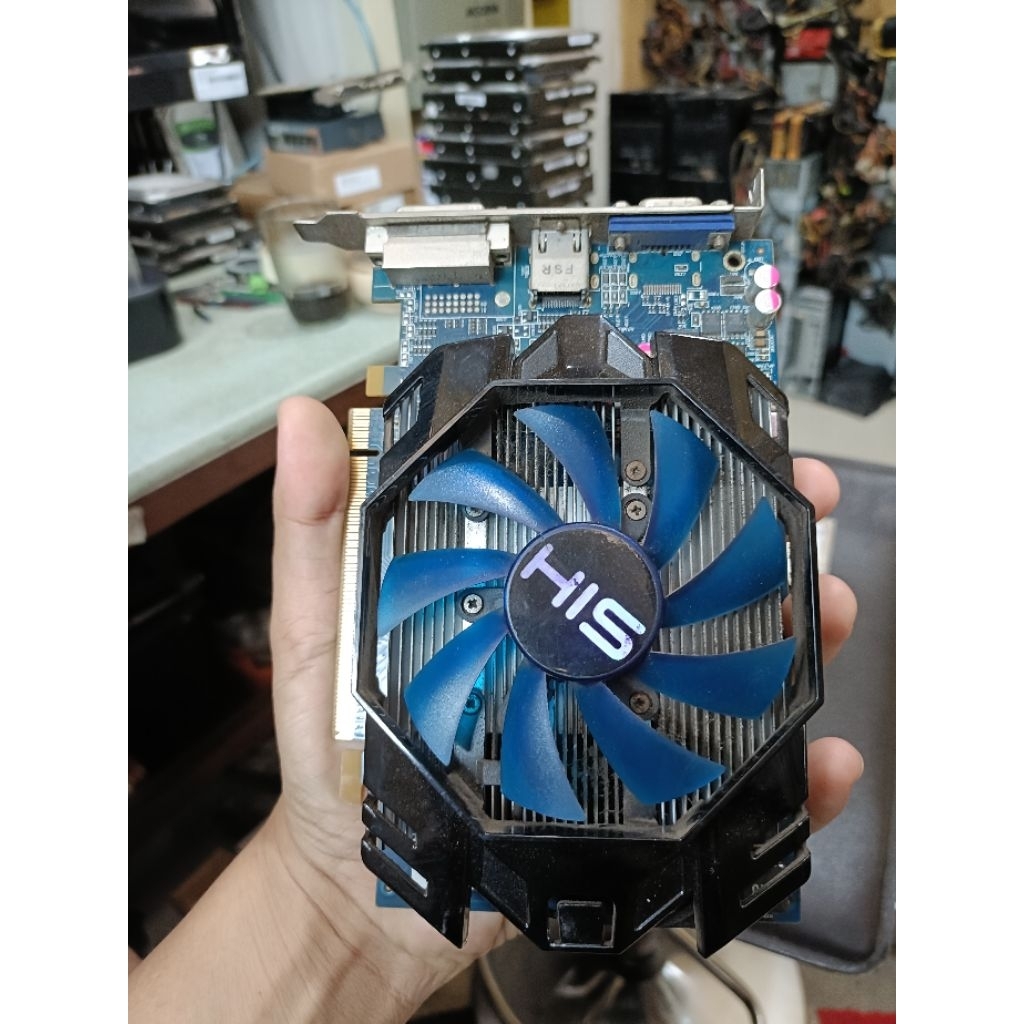 VGA HIS AMD R7 200 1/128 DDR5