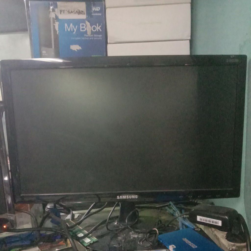 monitor LCD Samsung 19"