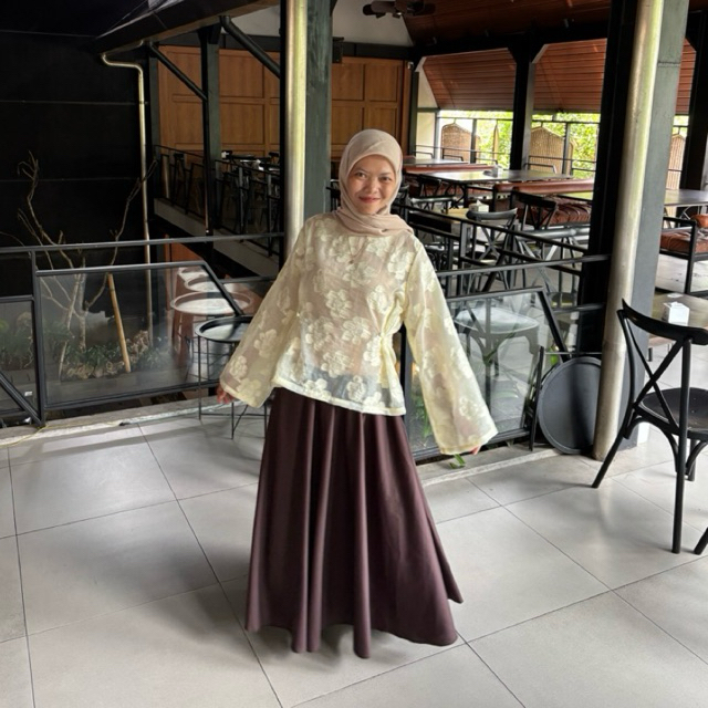 Calla Blouse Wanita Nylon Viscose