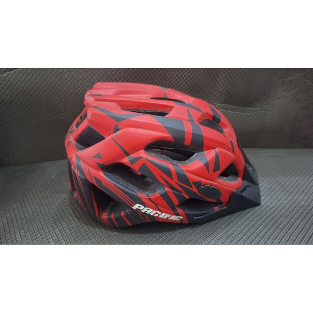 Helm Sepeda Pacific MTB dengan Visor / Helm Sepeda Gunung Pacific Red Black Matte