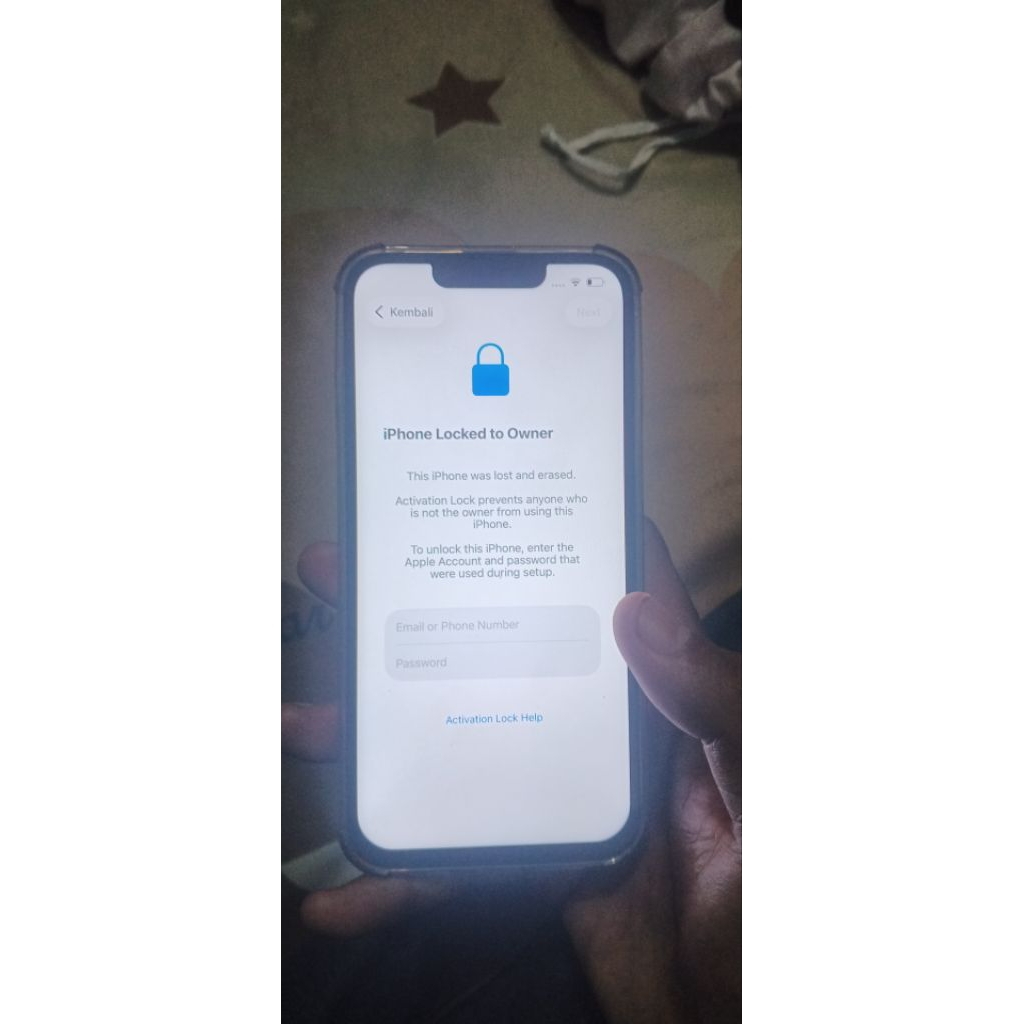 iphone 13 pro lock icloud