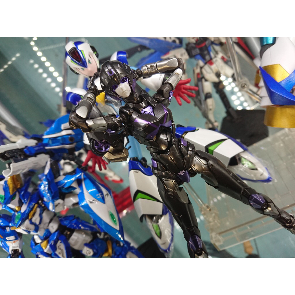 MDO02B Arcee Black