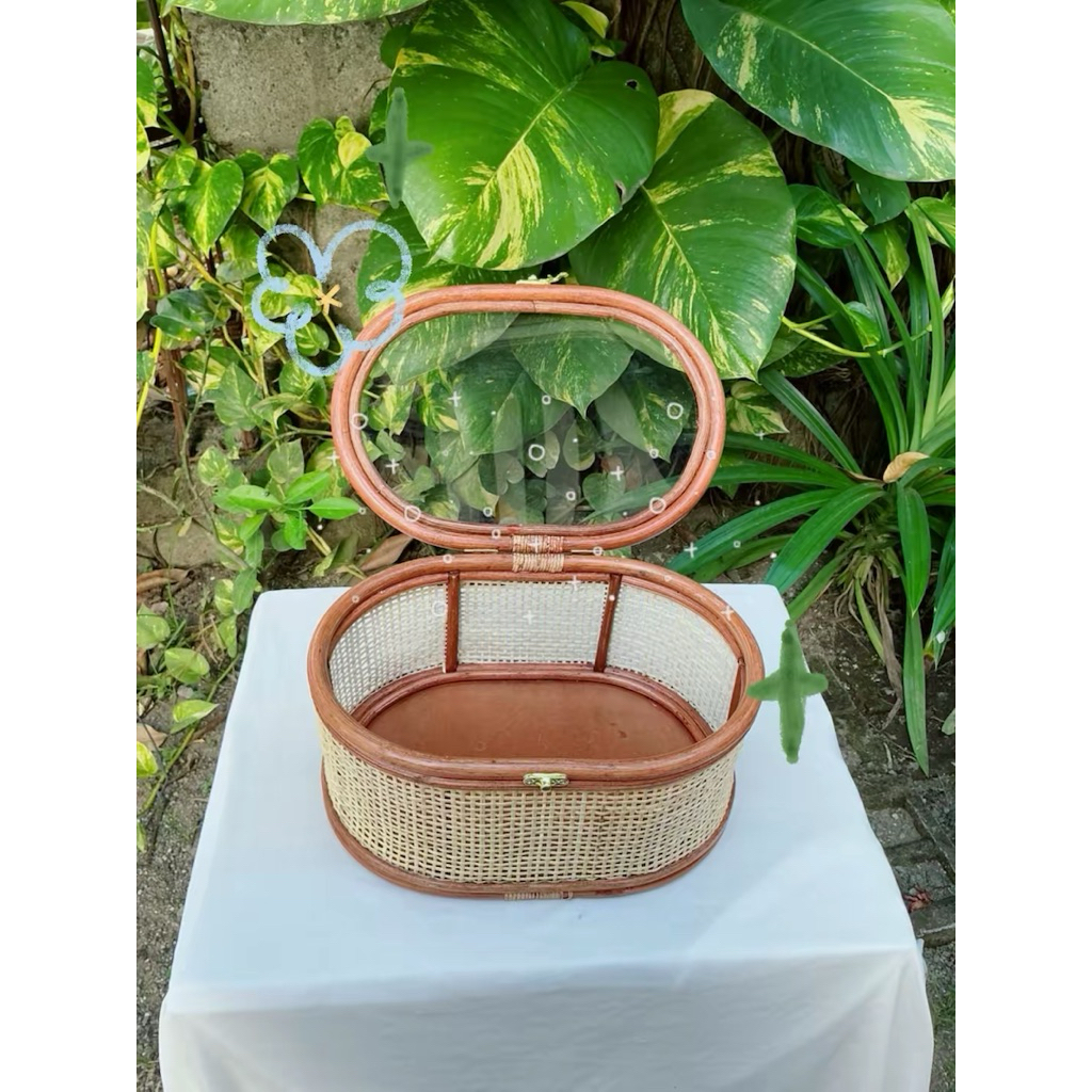 Oval Square Akrilik Kecil 30x20x15 Box Rotan Kotak Hampers