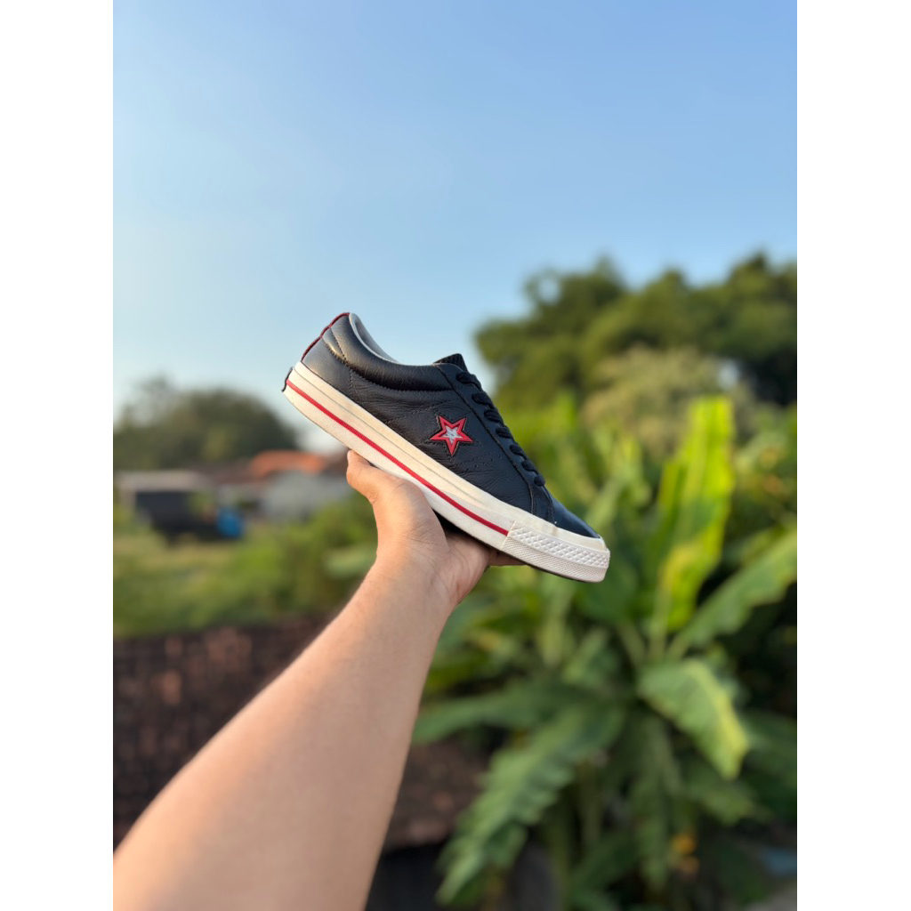 Converse one star leather black white red