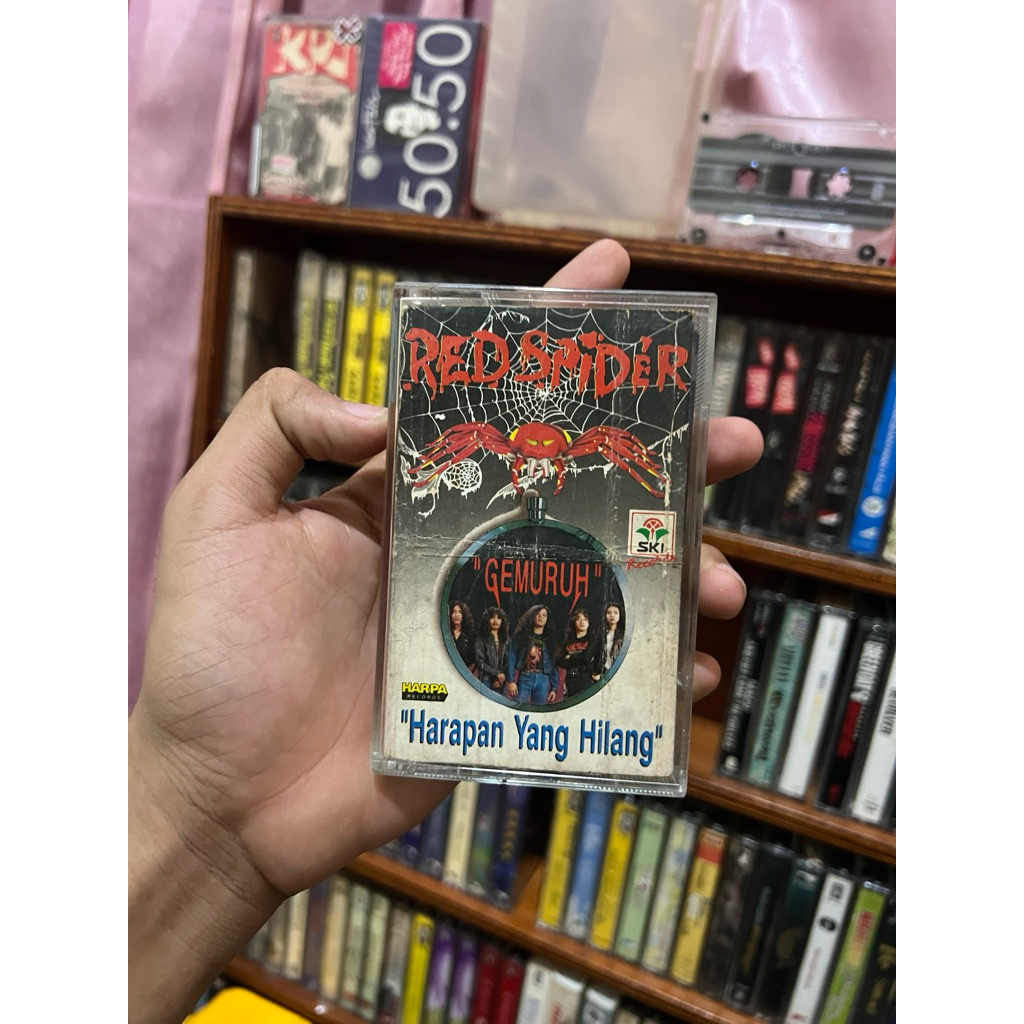 kaset pita red spider harapan yg hilang