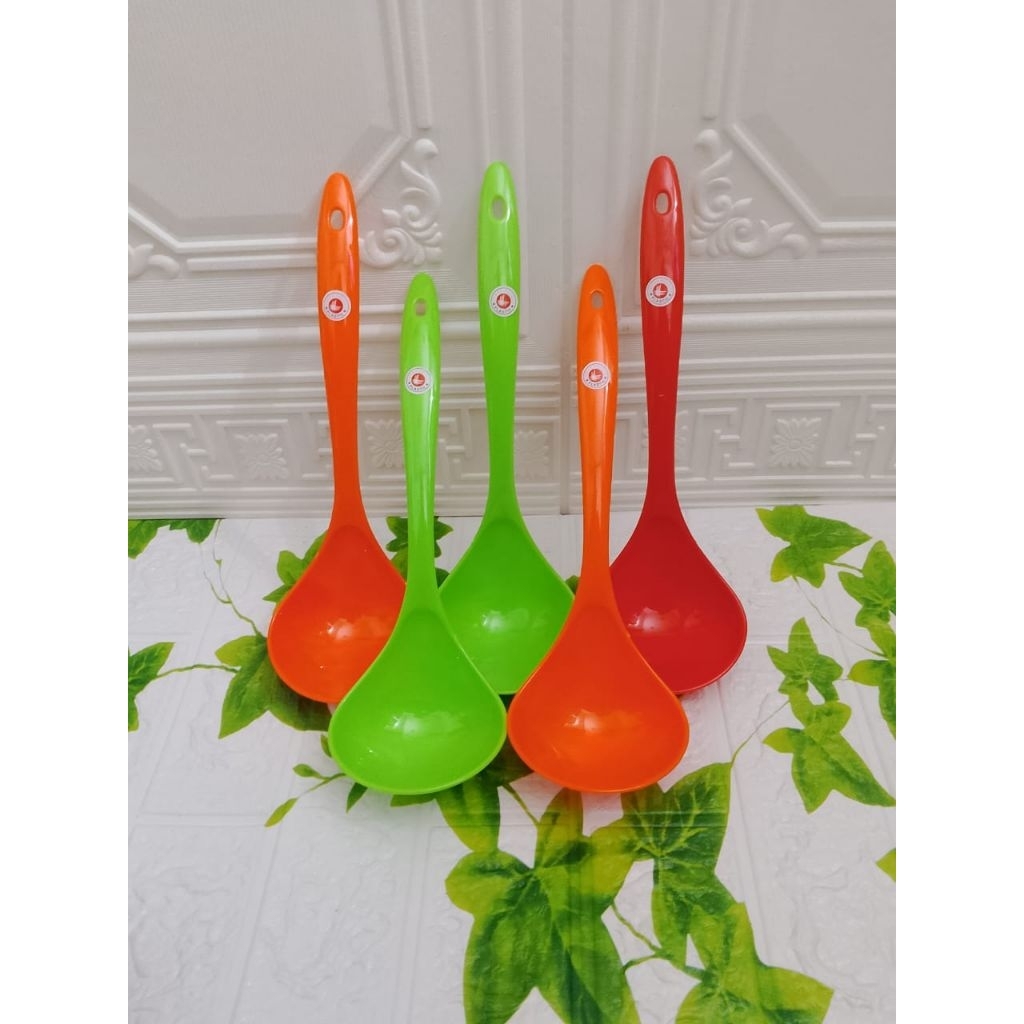 Irus Sayur Plastik / Centong Sayur / Irus Plastik Besar/ Irus Melamin