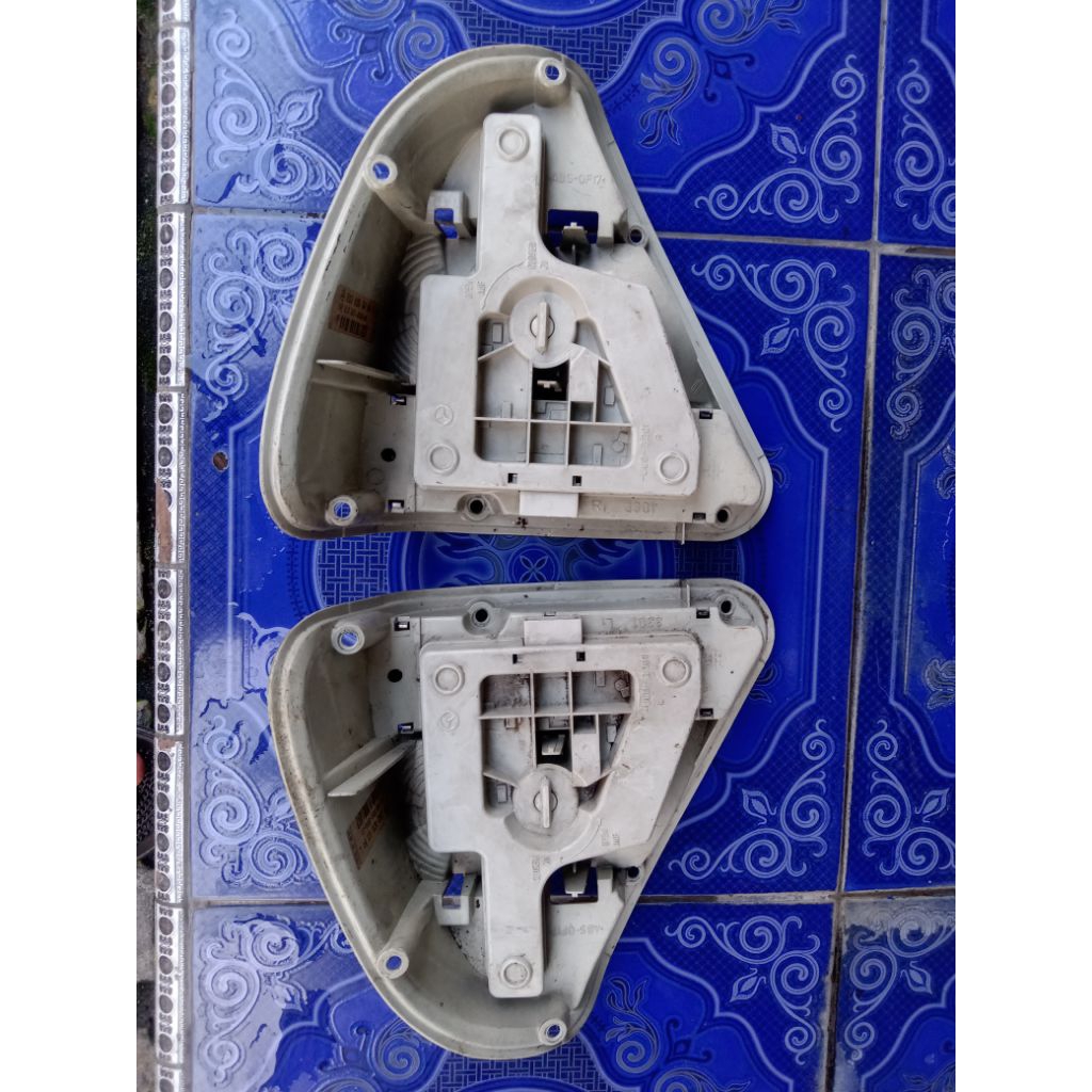 housing stoplamp mercy w202