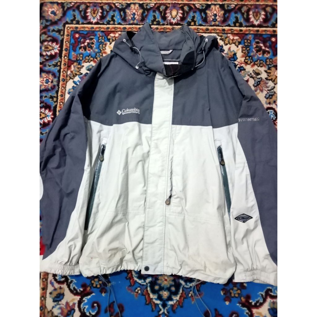 Jaket Outdoor Columbia Titanium Omnitech