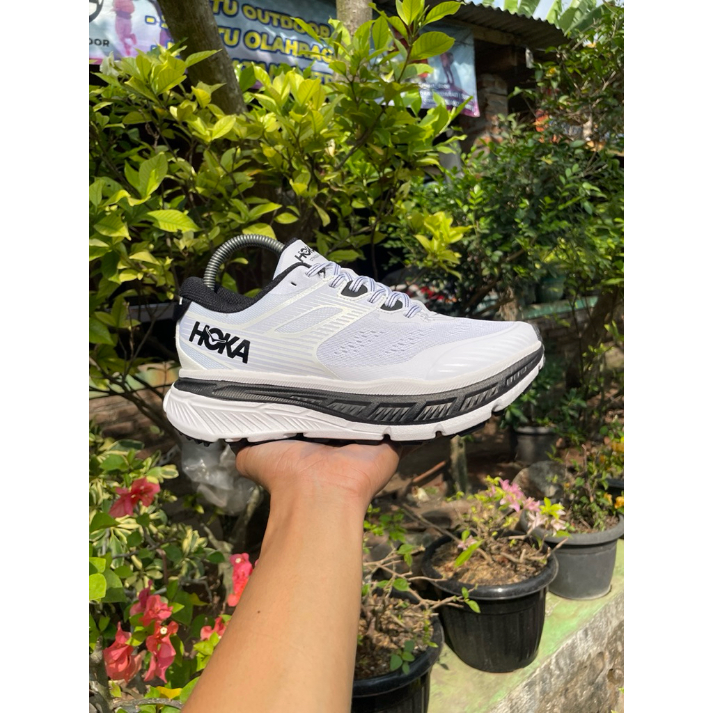 Hoka Stinson ATR 6