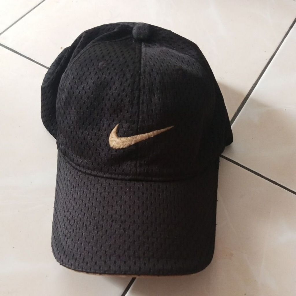 topi second nike