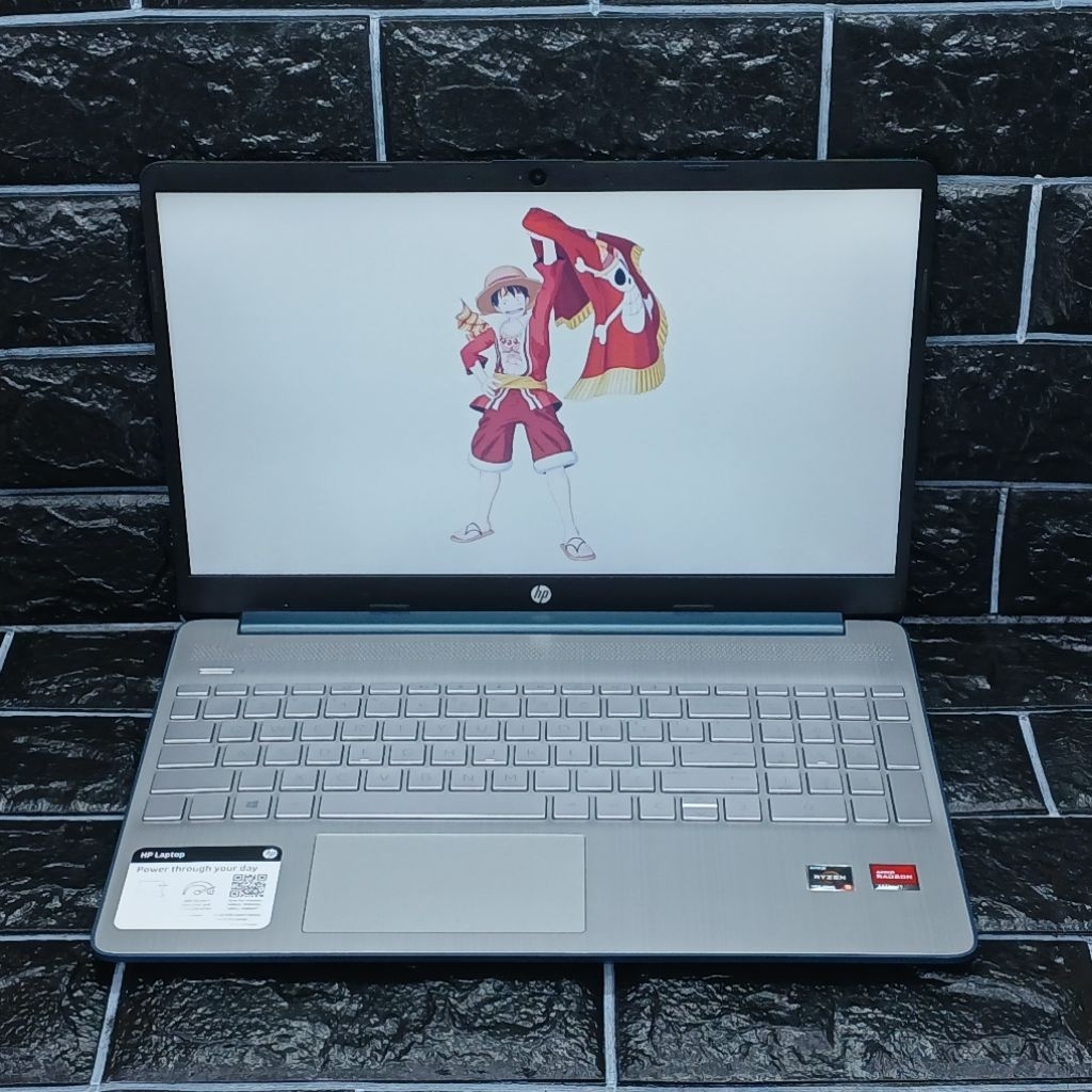 Laptop HP 15-ef2126wm AMD Ryzen 5 5500U 8/256GB
