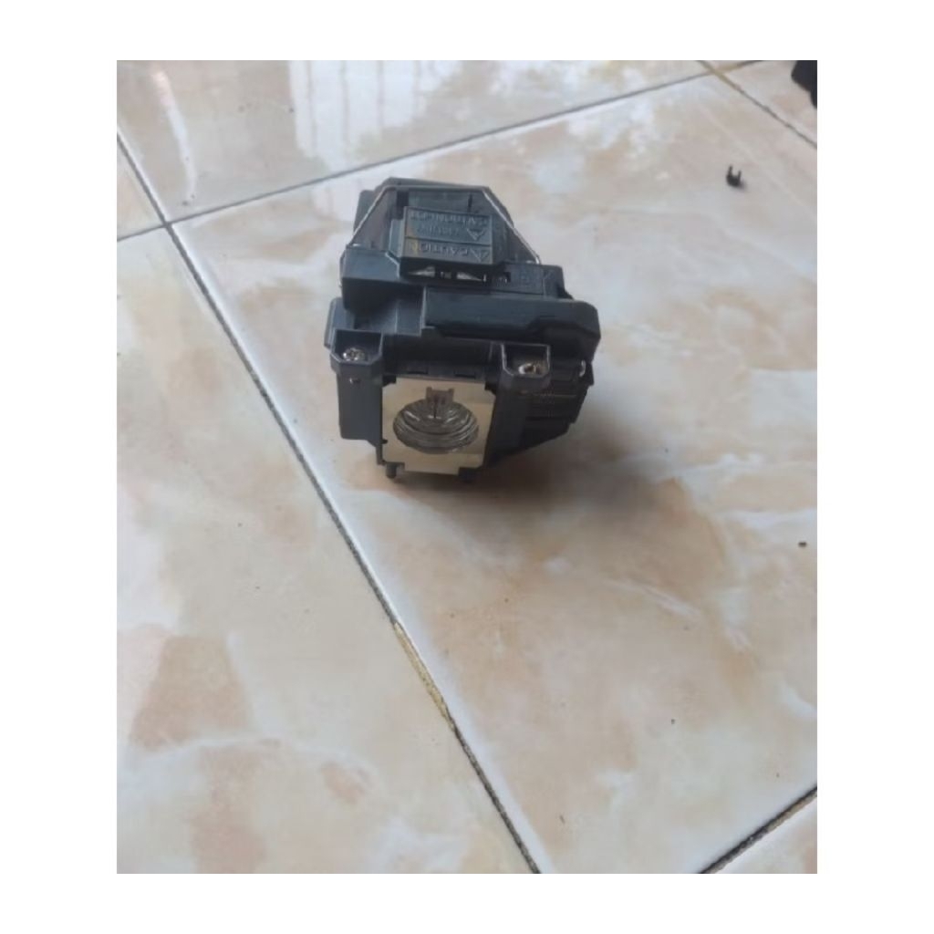 lampu proyektor epson ebx12