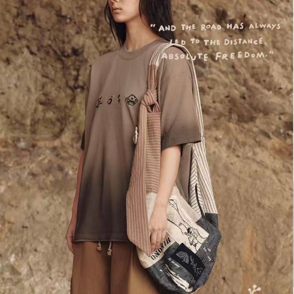 Hirono Living Wild Wanderer's Poem Crossbody Bag
