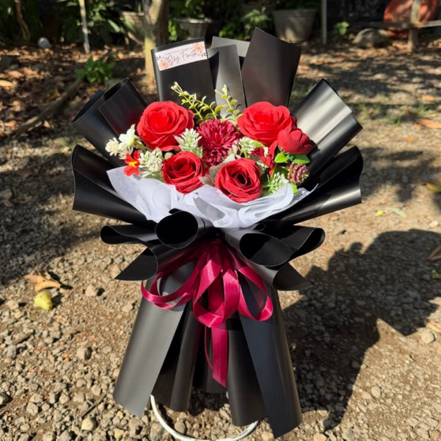bucket bunga ready/bucket wisuda/bucket lamaran | murah