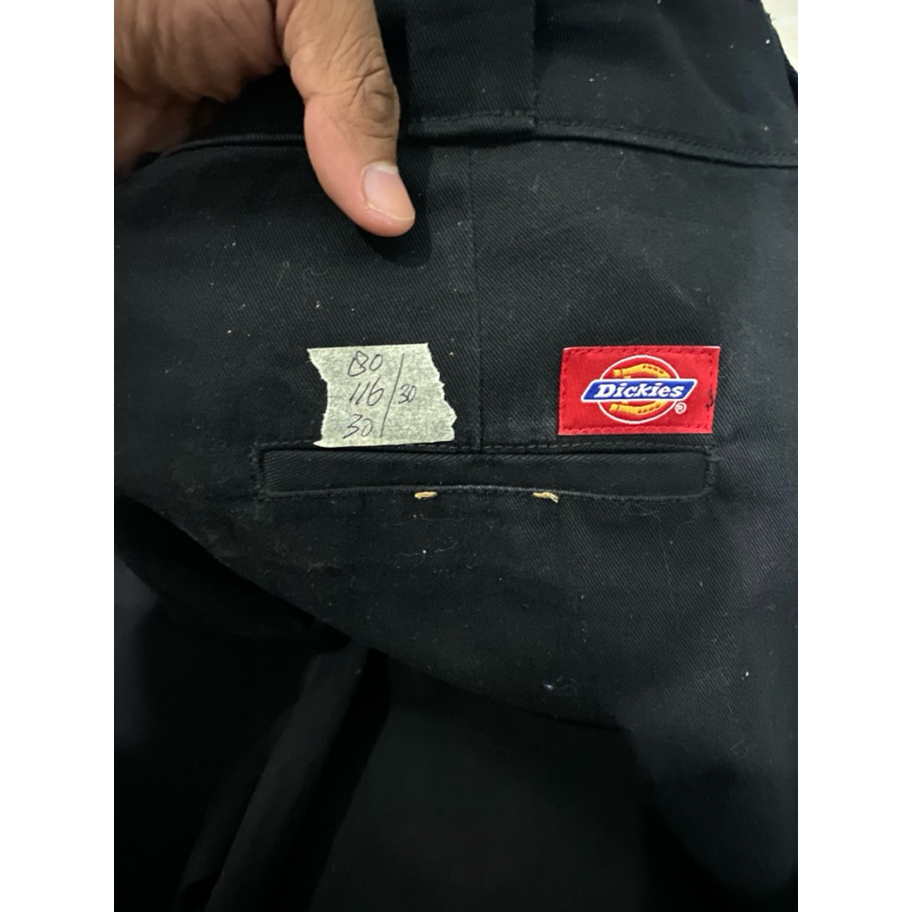dickies patch merah