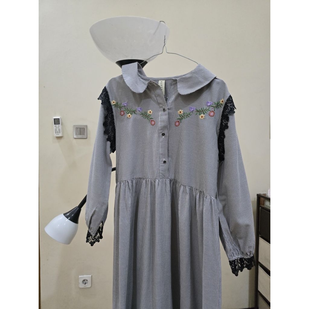 Aleza Dress
