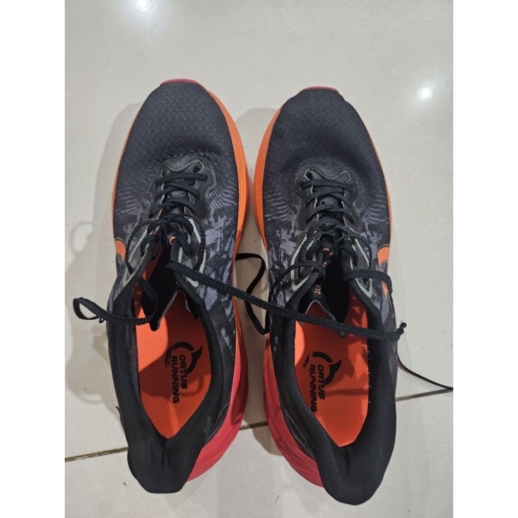 sepatu run ortuseight hyperfuse 2.1