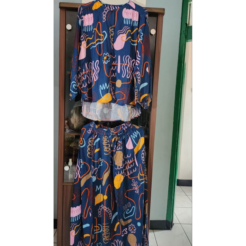 Numaa.id 1 set rok + kemeja (beli 1 harga dapat 2 set)