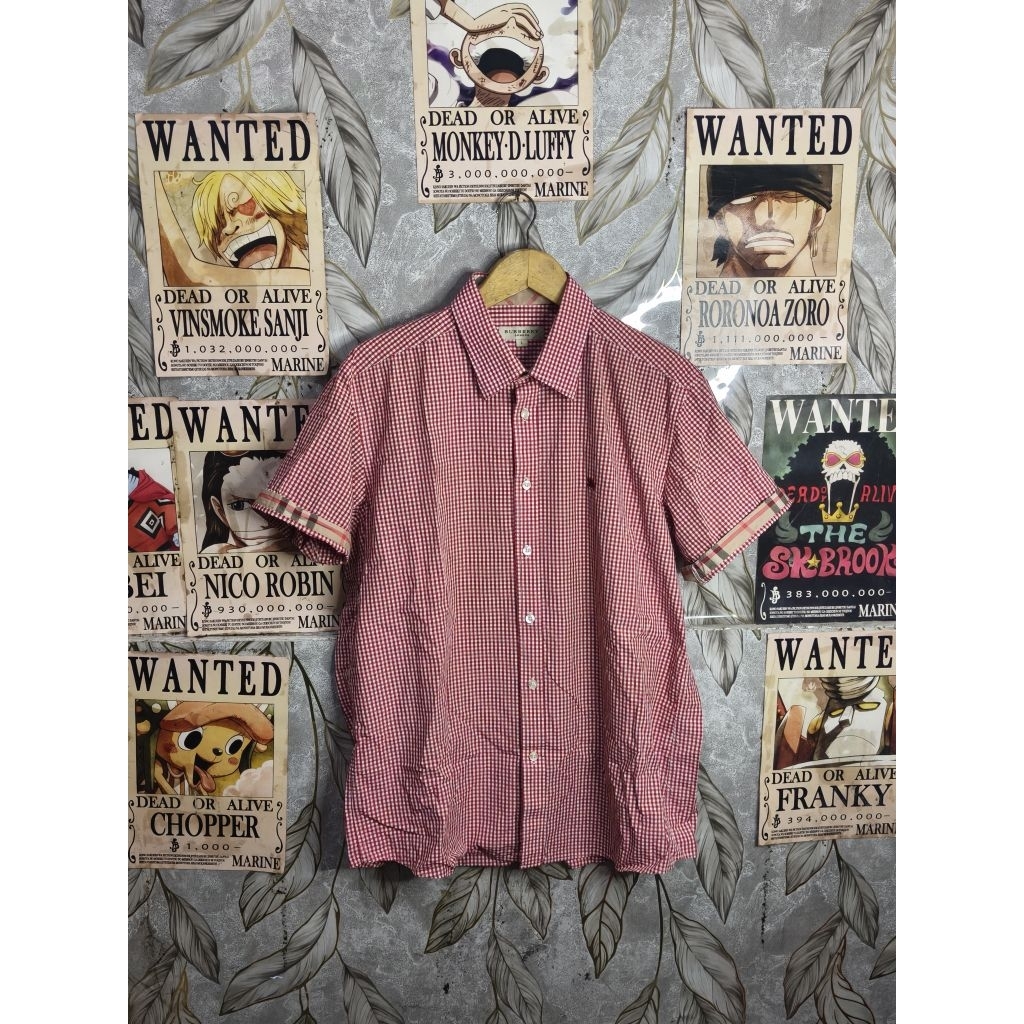 Kemeja Burberry