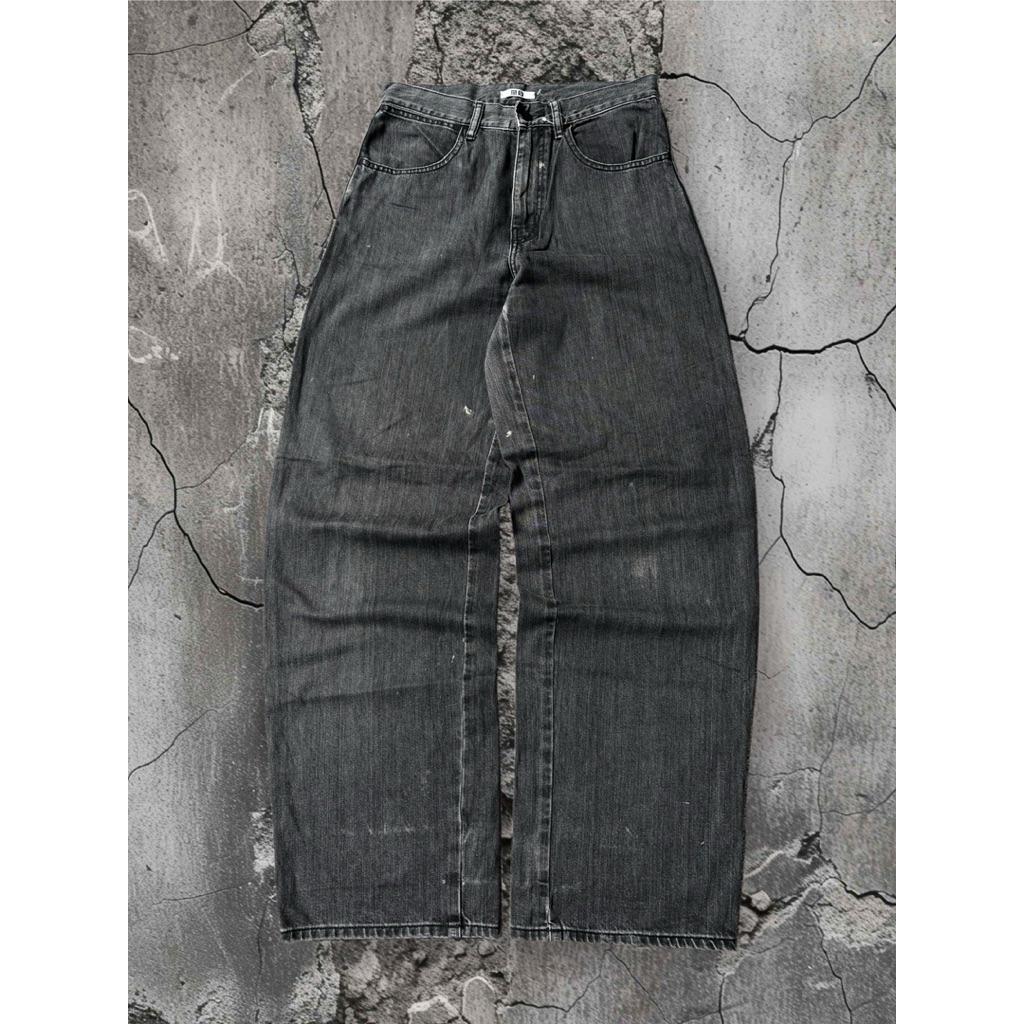 Uniqlo Grey Barrel Jeans