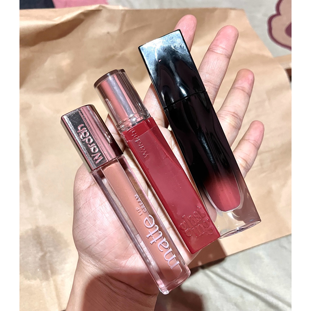 Prelovedd baru sekali coba semua Wardah lipmatte 27 behave Wardah glasting 08  Timephoria 06 nerose