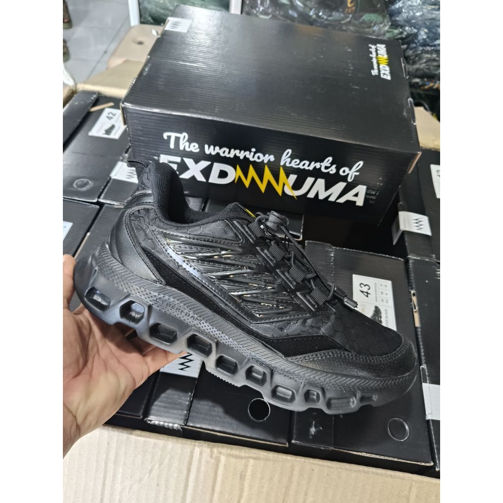 sepatu exduma super black