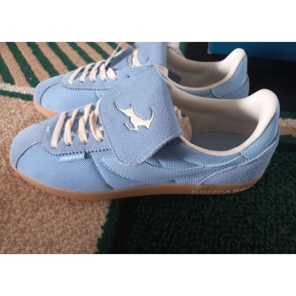 Sepatu compass ori tribunee blue sz 38