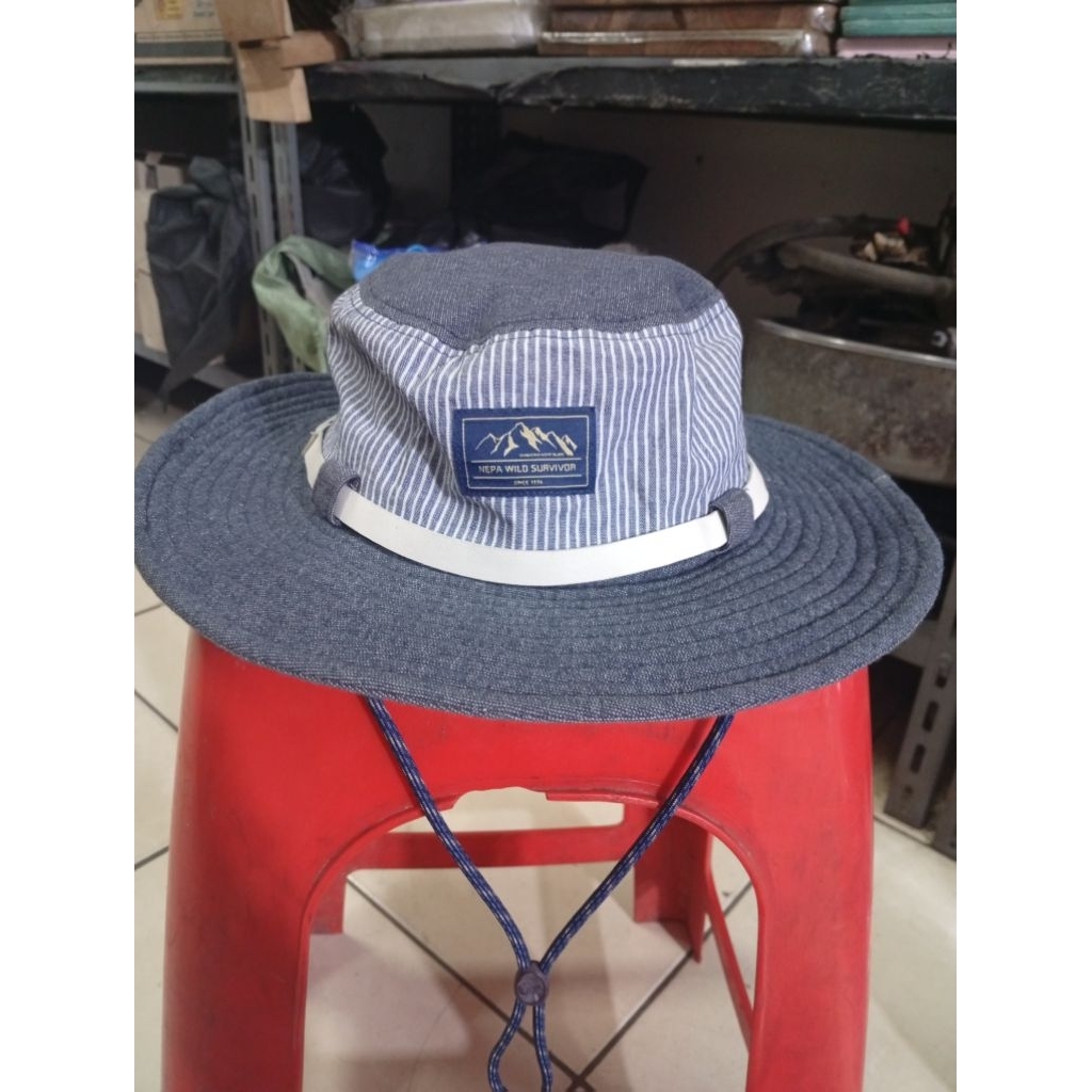 Topi Nepa Bucket Rimba Outdoor gunung Original Like new