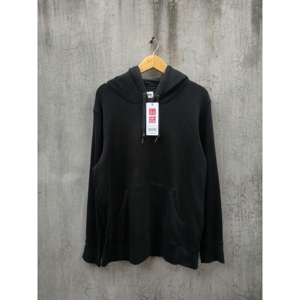 Hodie Uniqlo