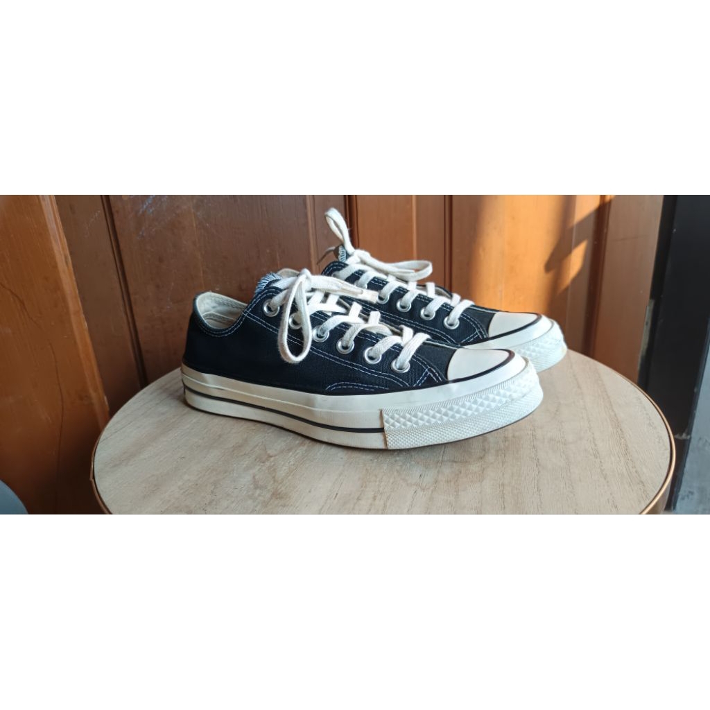 Preloved Sepatu Sneakers Converse 70's Low BW