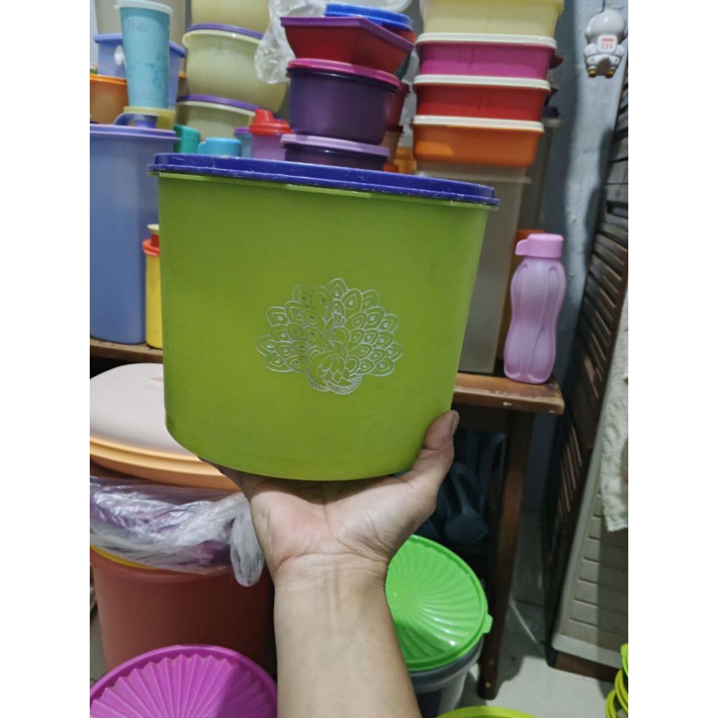 toples lotus hijau 4liter pl Tupperware