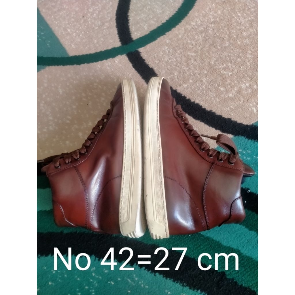 SEPATU KULIT NO 42 SECOND BEKAS ORIGINAL