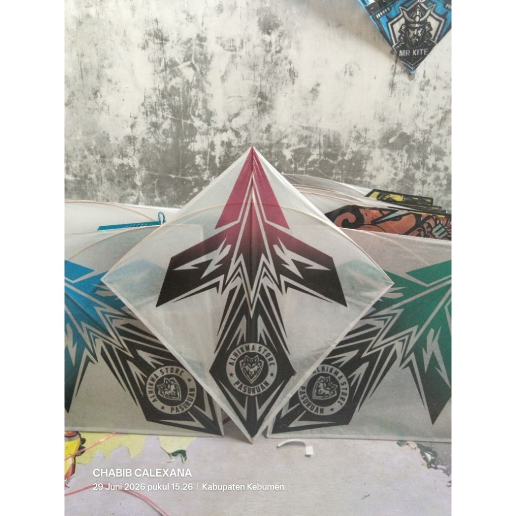 layangan Sukhoi standar