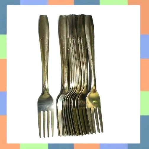 Garpu Makan Motif Ukir Stainless Steel