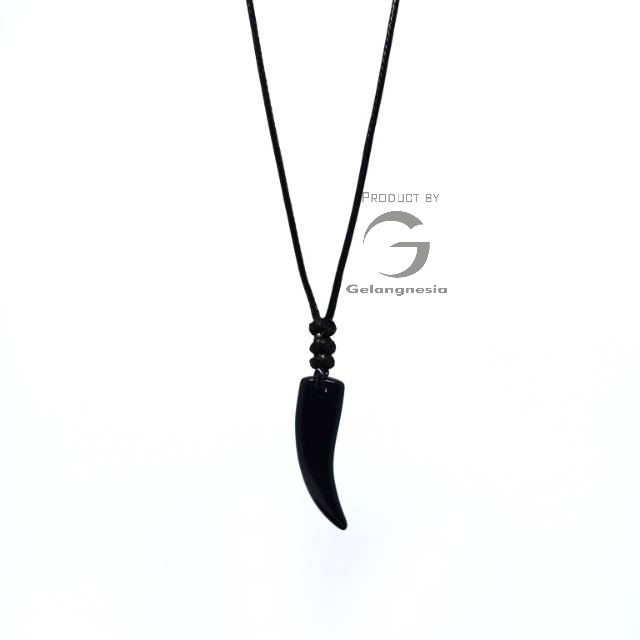 Kalung Pria Keren Bandul Taring Gading Hitam Premium