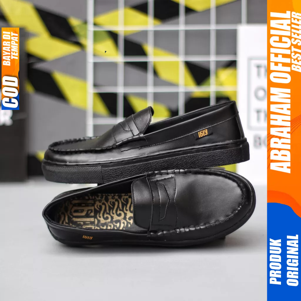 Sepatu Loafers Hitam Casual Formal Slop Kerja Pria