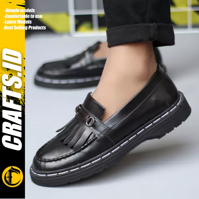 Crafts Sepatu Loafers Pantofel Kulit Pu Hitam Pria