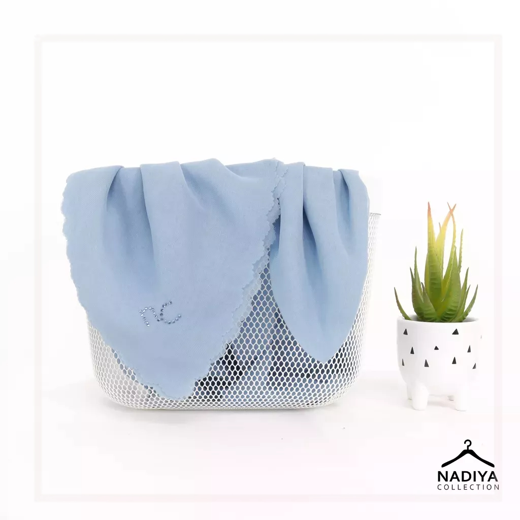 BUTTON.ID - Zeta Tapis Square - Basic Scarves Paris laser Cut Premium by Nadiya