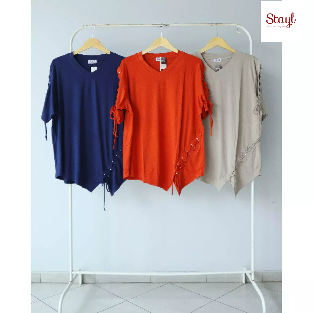 STAYL Kaos Wanita Big Size Summer T Shirt LD 120 130 Atasan Blouse Adem Simple Jumbo Rayon Spandex Lengan Pendek Model Vneck Variasi Eyelet Dan Tali Terbaru