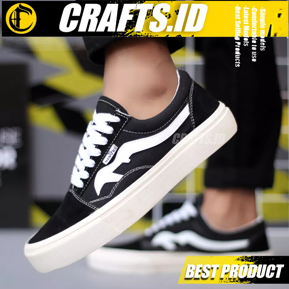 Crafts Sepatu Sneakers Sekolah Casual Hitam Pria