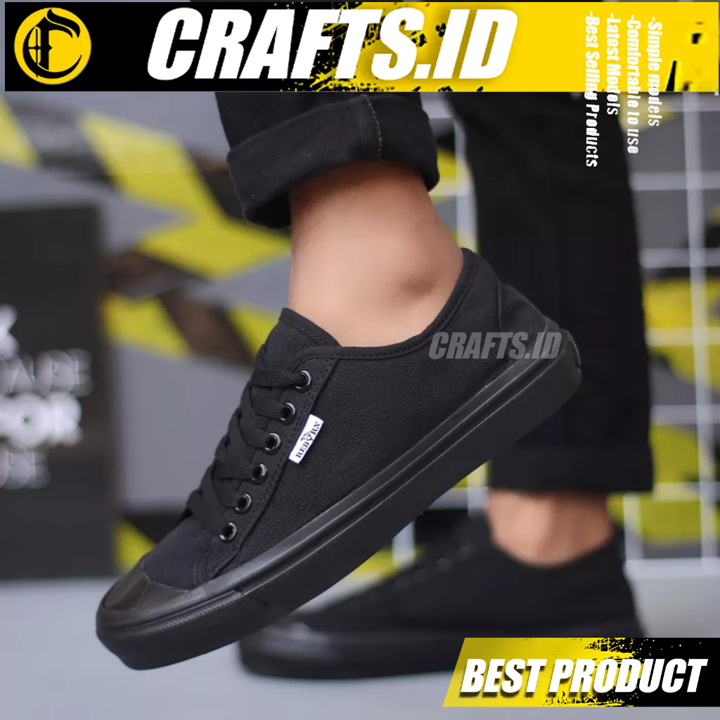 Sepatu Sneakers Kasual Sekolah Hitam Pria Crafts