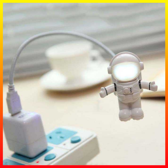 Lampu Meja Kerja Game LED USB Night Light Lamp Flexible Spaceman Astronaut 5V Eshoo - 7RLL1BWH