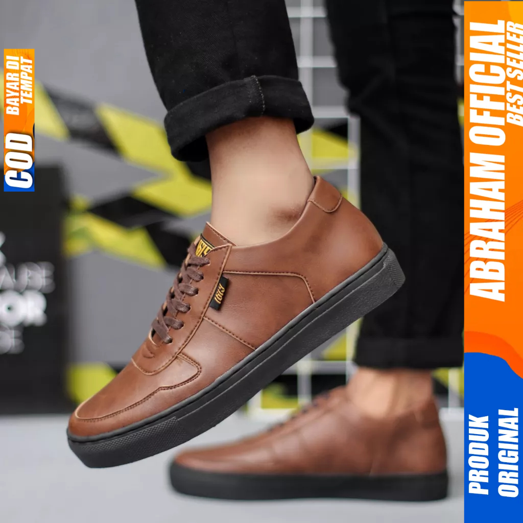 Sepatu Casual Sneakers Hitam Formal Kerja Pria