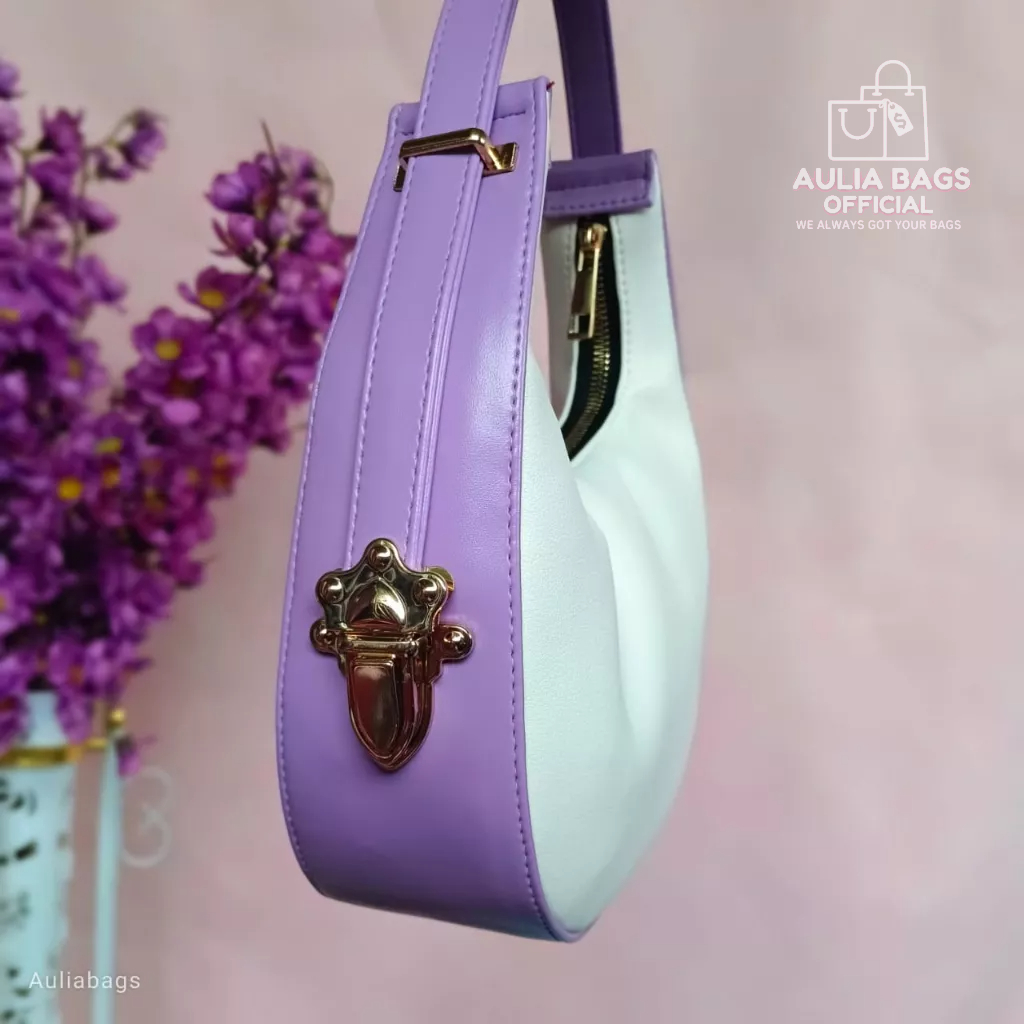 ALINSKA SHOULDERBAG