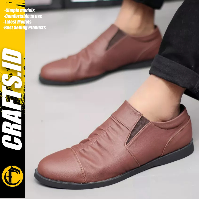 CRAFTS Sepatu Slip On Pria Sepatu Casual Pria Sepatu Pria Casual Kulit Pu Cowo/Cowok Ori Sepatu Kasual Santai Gaya Keren Kekinian Murah Terlaris