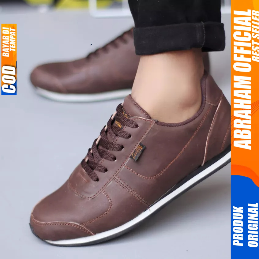 Sepatu Casual Sneakers Kulit Asli Hitam Pria